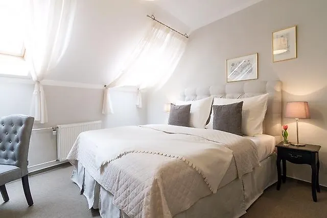 Boutique U Solne Brany 3* Чеське Будєйовіце